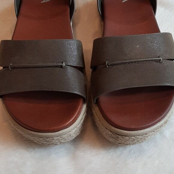 MIA Olive / Army Green Sandals - Picture 3 of 11